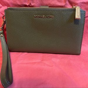 Adele Leather Smartphone Wallet